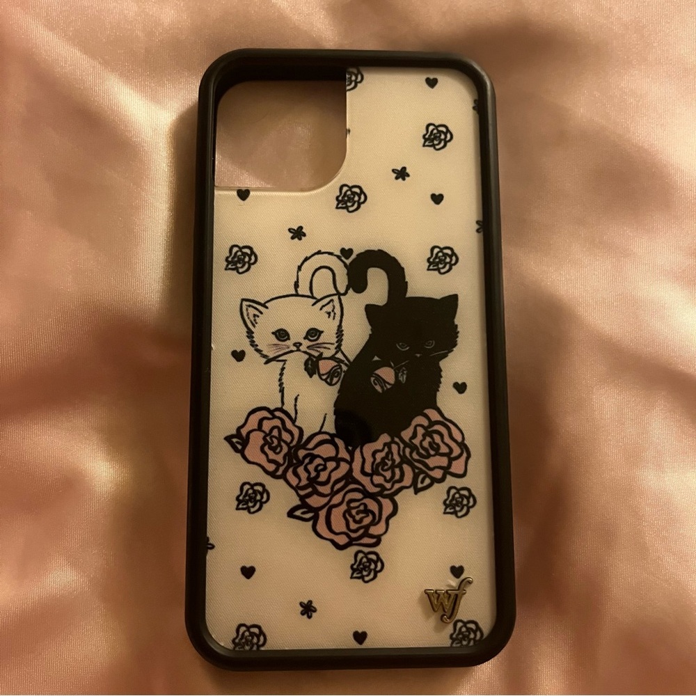 Wildflower iPhone 13 black & white kittens case